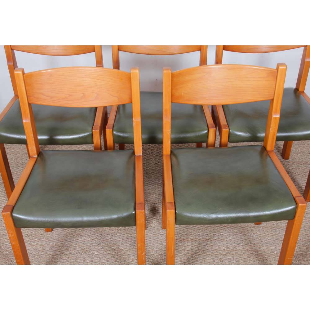 Set of 6 solid elm and leather chairs by Self, 1980.