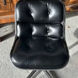 Pollock Knoll black leather armchair, 1980 edition