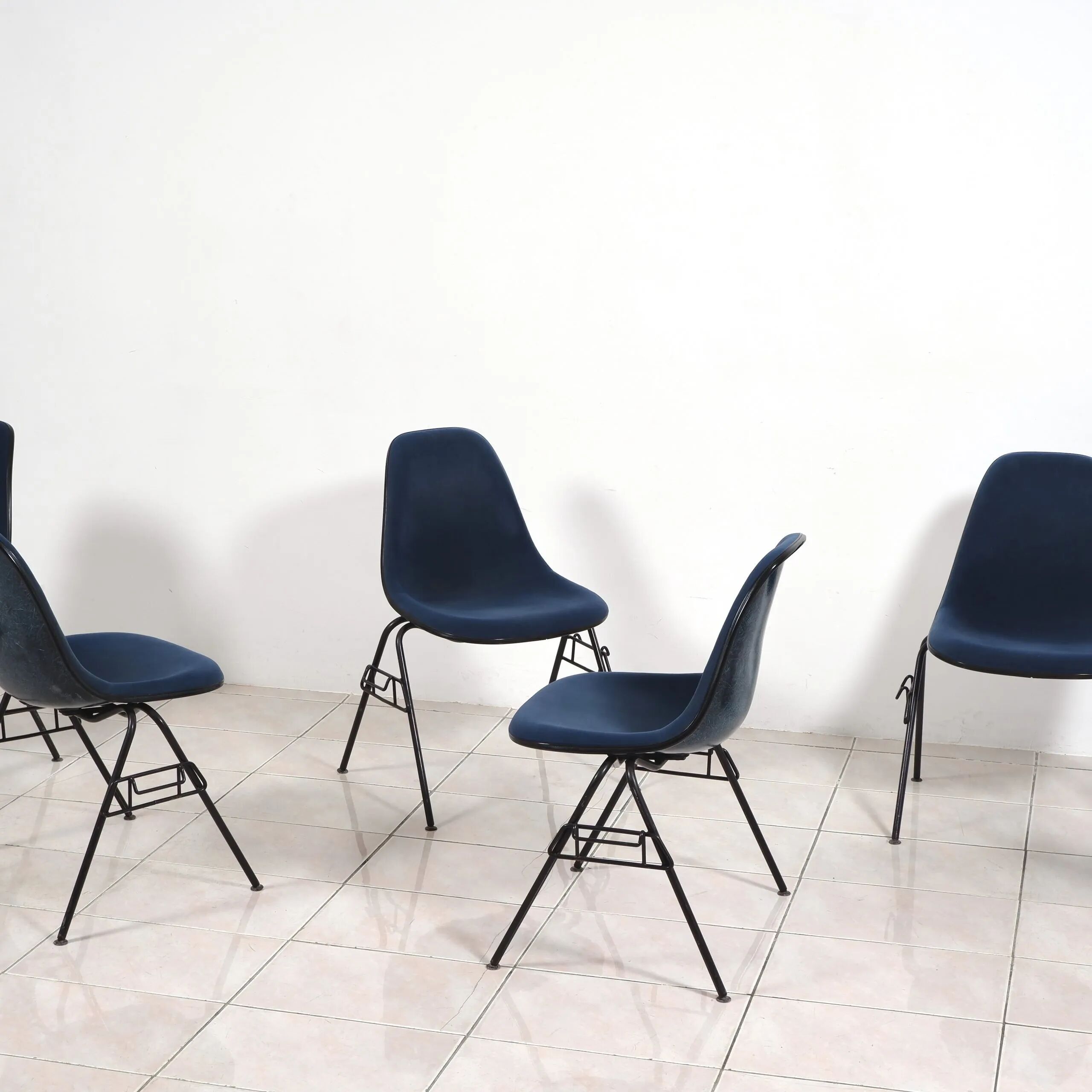 Set of 6 Eames Fiberglass DSX side chairs blue with velvet upholstery