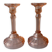 Paire de bougeoirs en verre rose