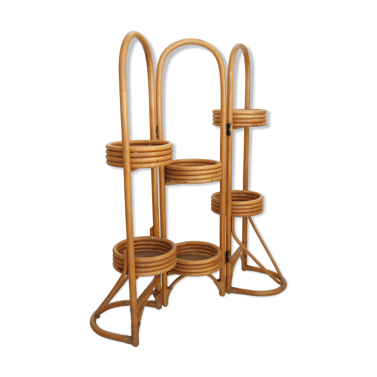 Rattan plant holder