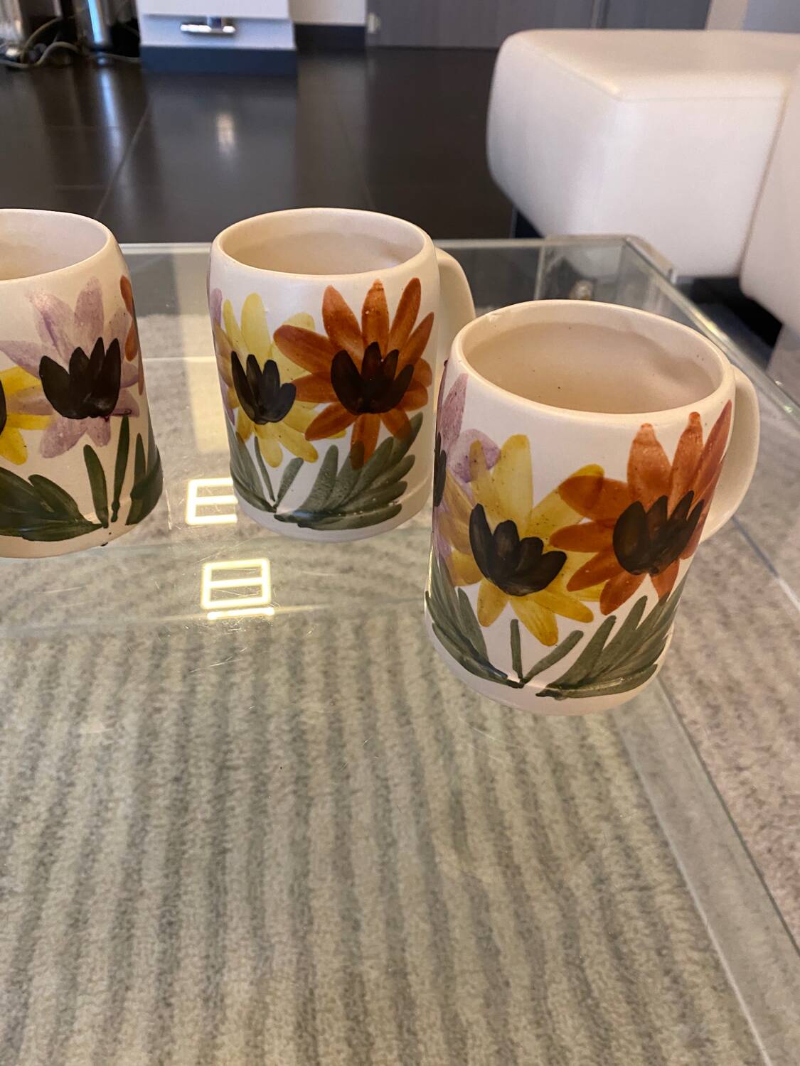 Set of 4 vintage 1970s flower stoneware mugs