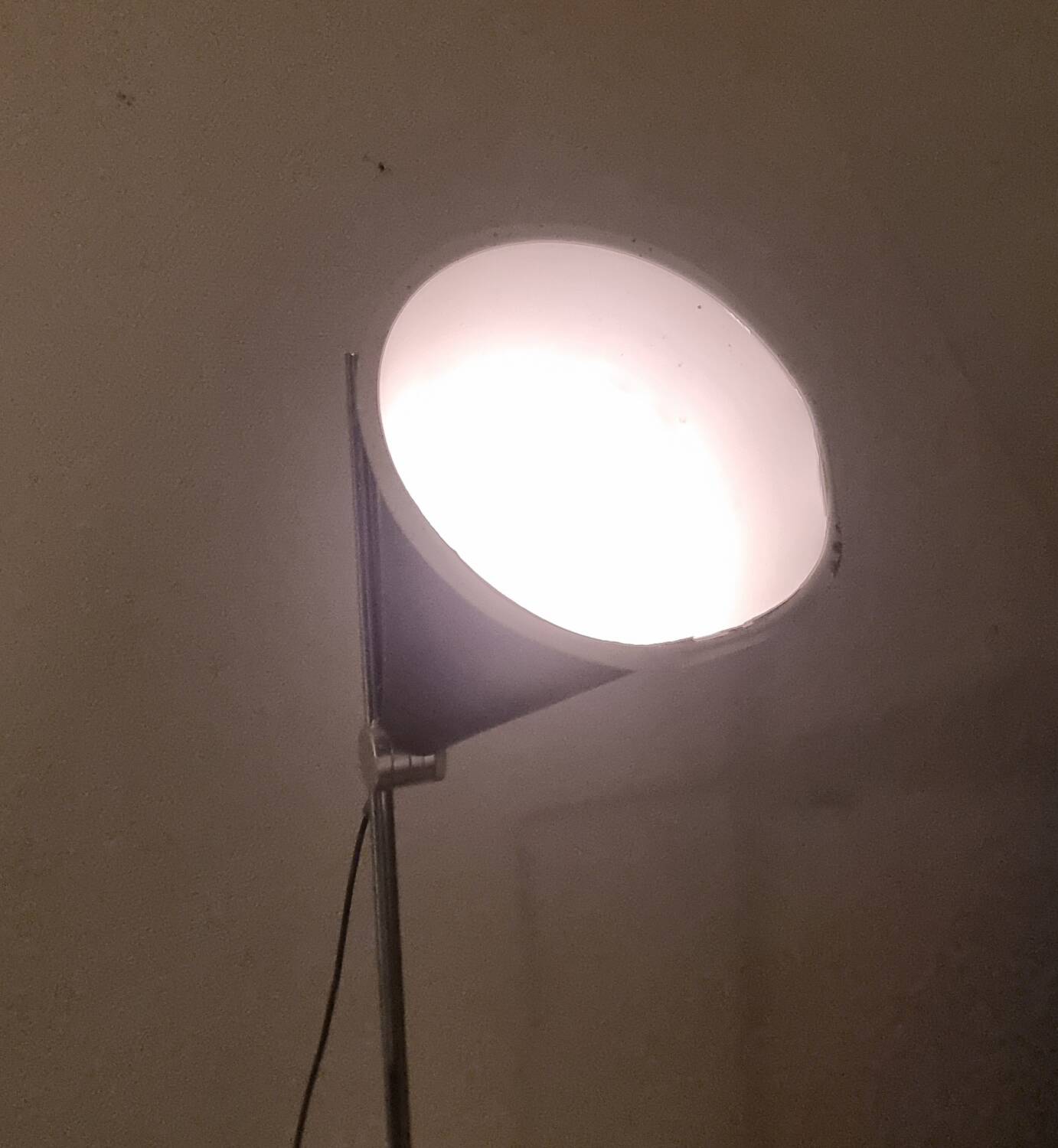 Beat Floor Light by Tom Dixon