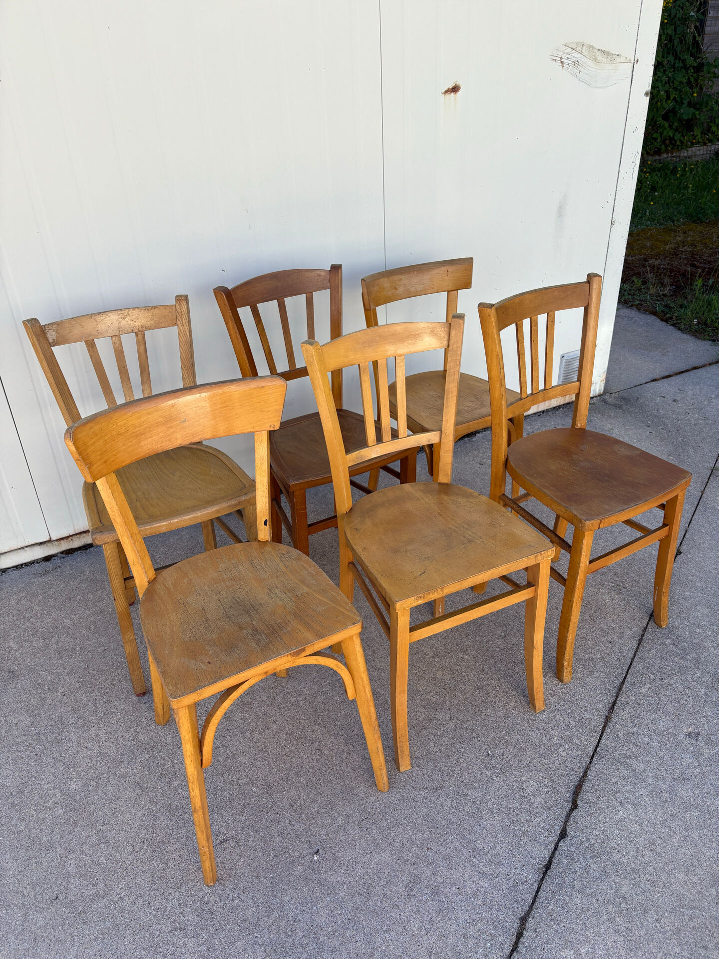 Set of 6 vintage bistro chairs