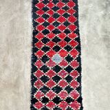 Moroccan carpet red/black - 76 x 253 cm