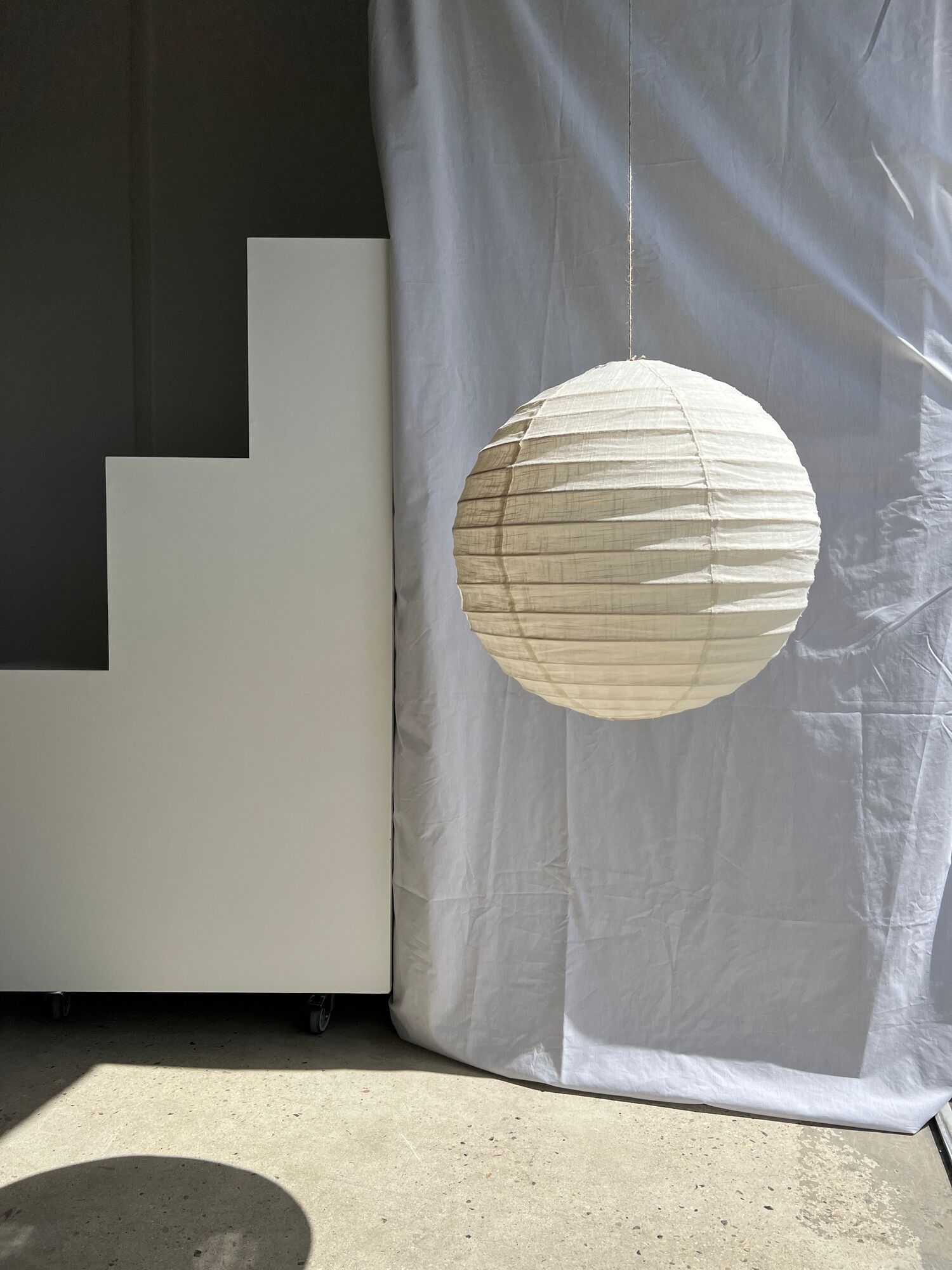 Hanging lamp in rattan and round japanese natural linen d:50