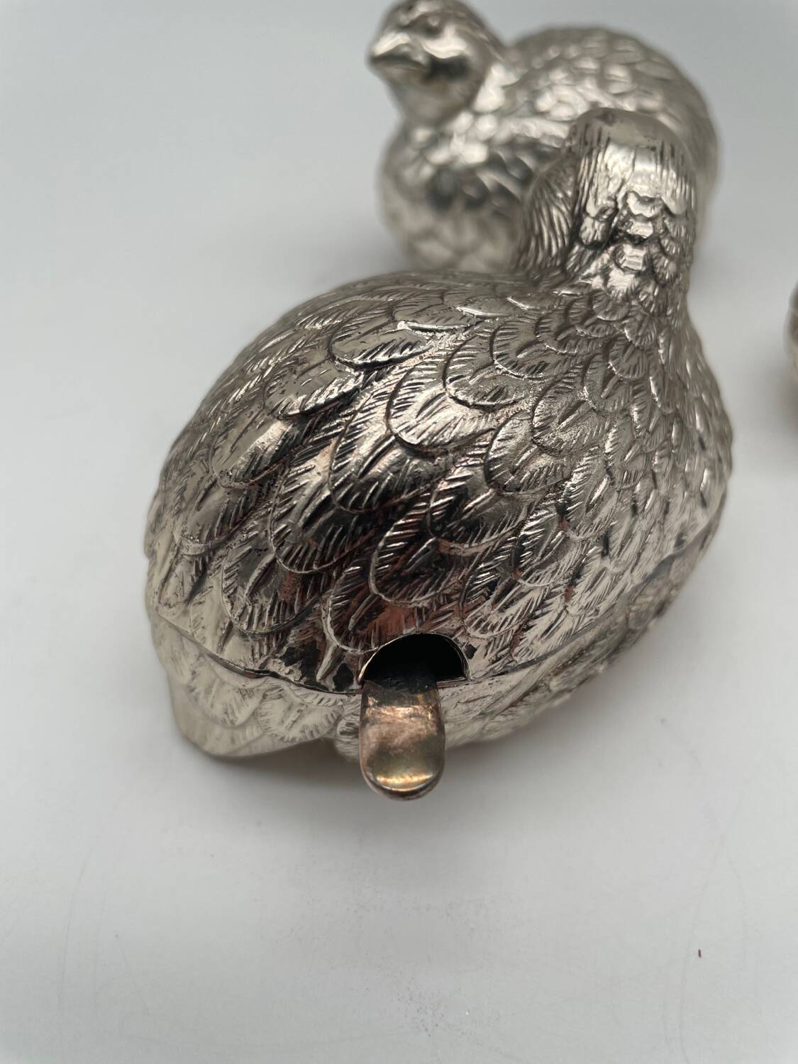 Salt shaker pepper and mustard bird in silver metal Gucci style