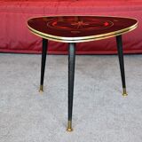 Table low tripod compass design graphic 60 s