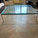 Table basse design Italien verre épais et acier brossé