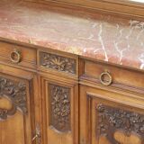 Buffet with mirror in solid walnut. Late 19th century, beautiful piece.