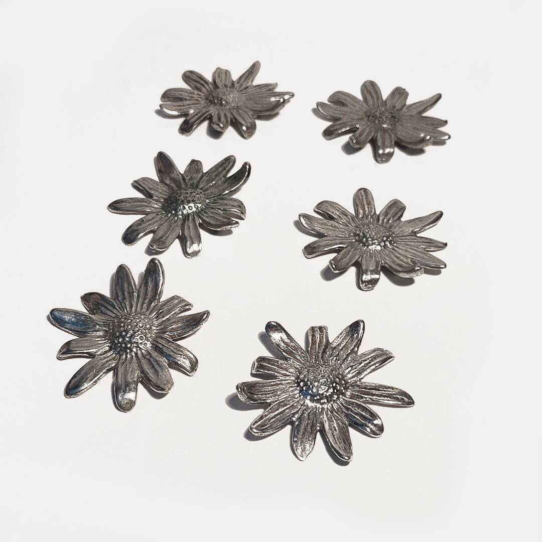 6 Flora Knife Holders