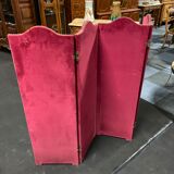 Bordeaux velvet screen