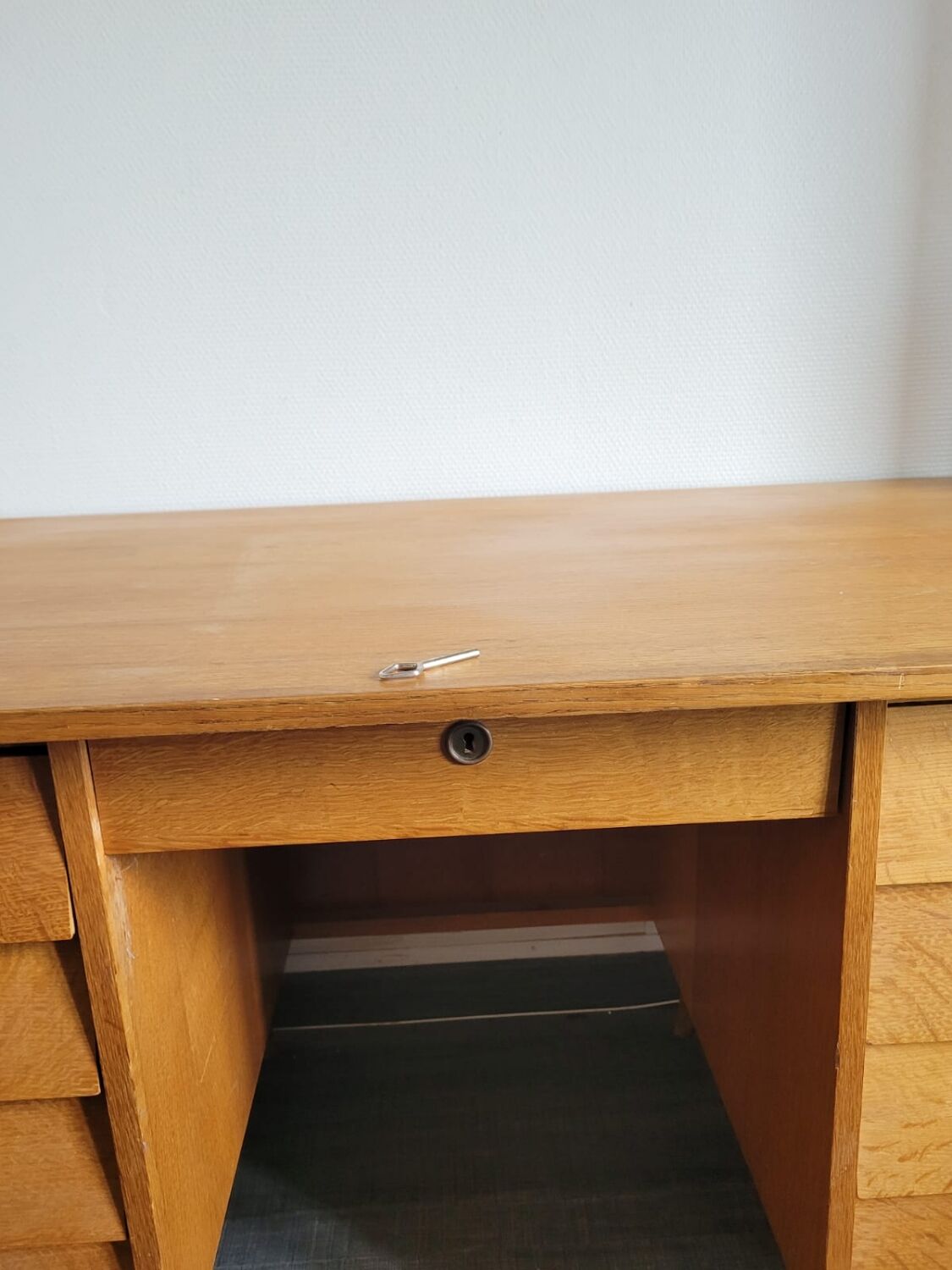 Vintage desk feet compass