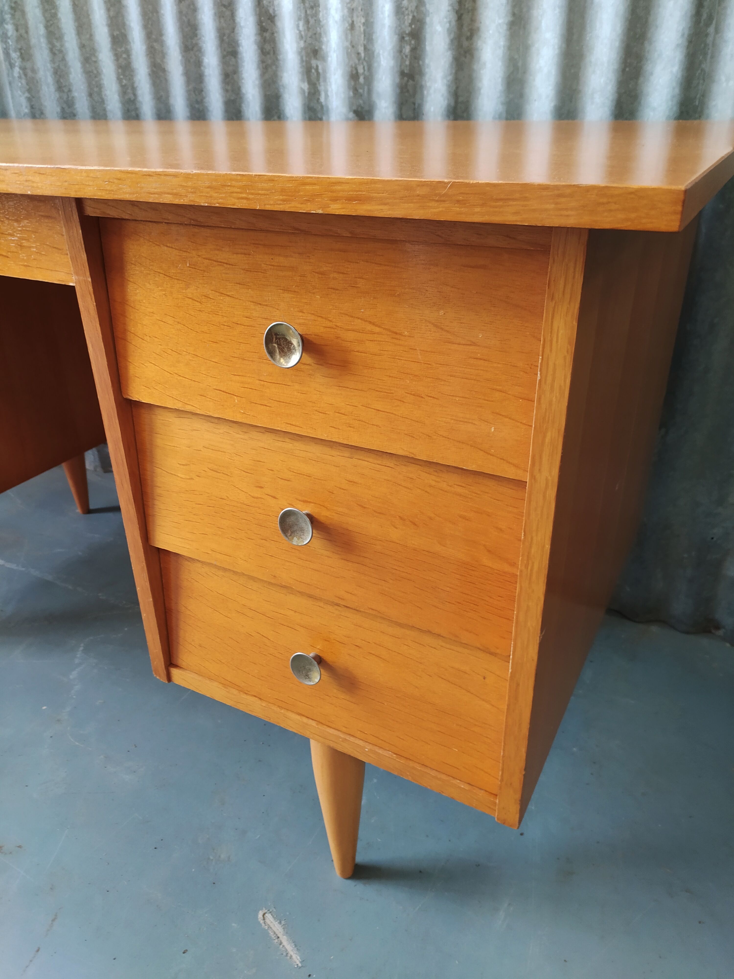 Vintage desk feet compass