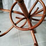 Coat rack parrot Thonet
