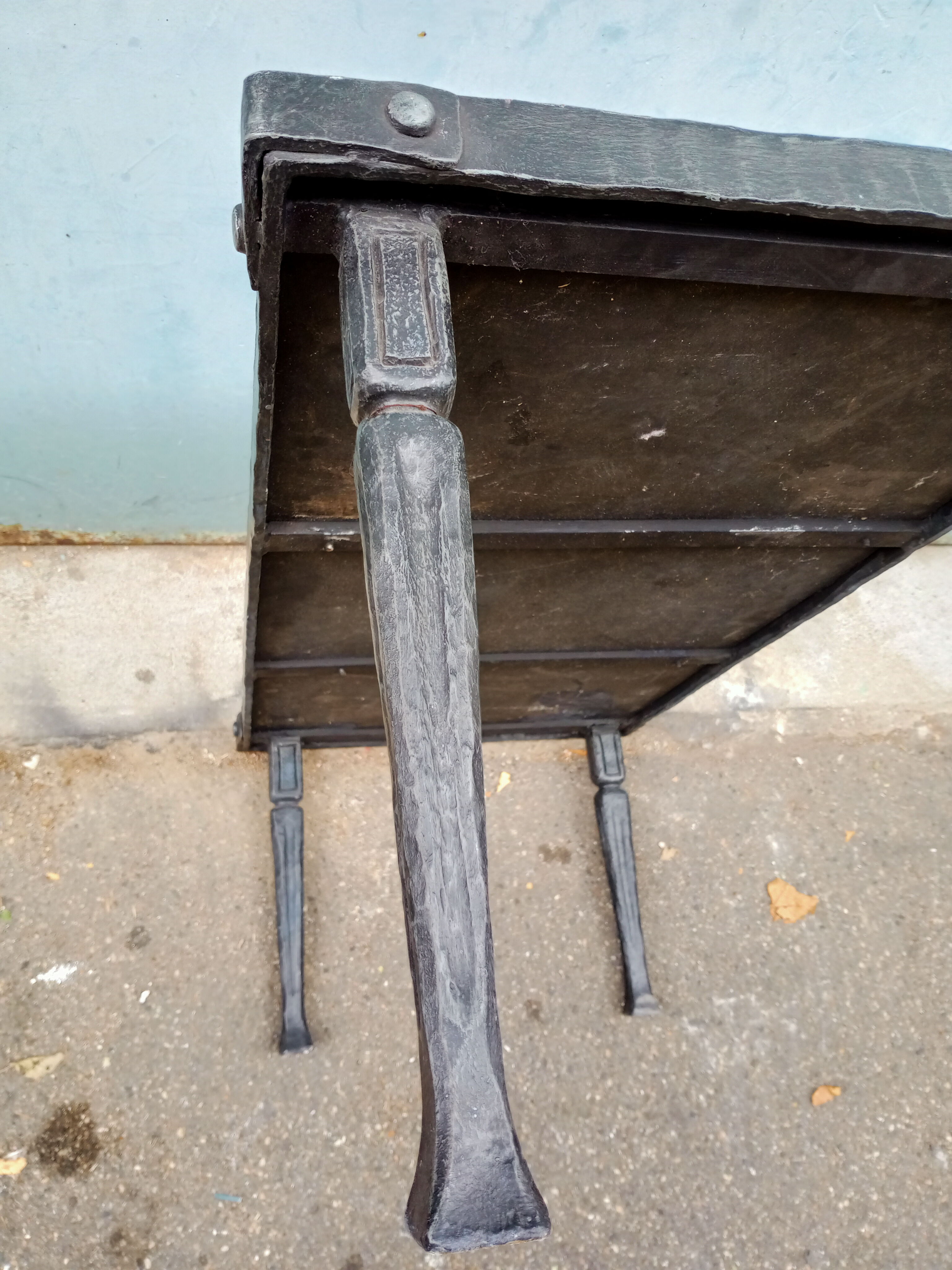 Ceramic coffee table 60