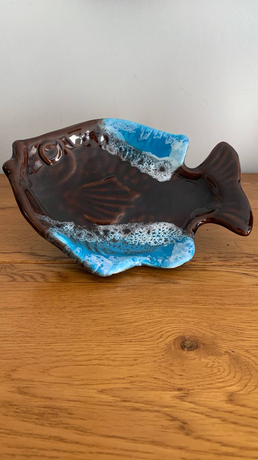 Coupelle forme poisson bleu et marron Vallauris