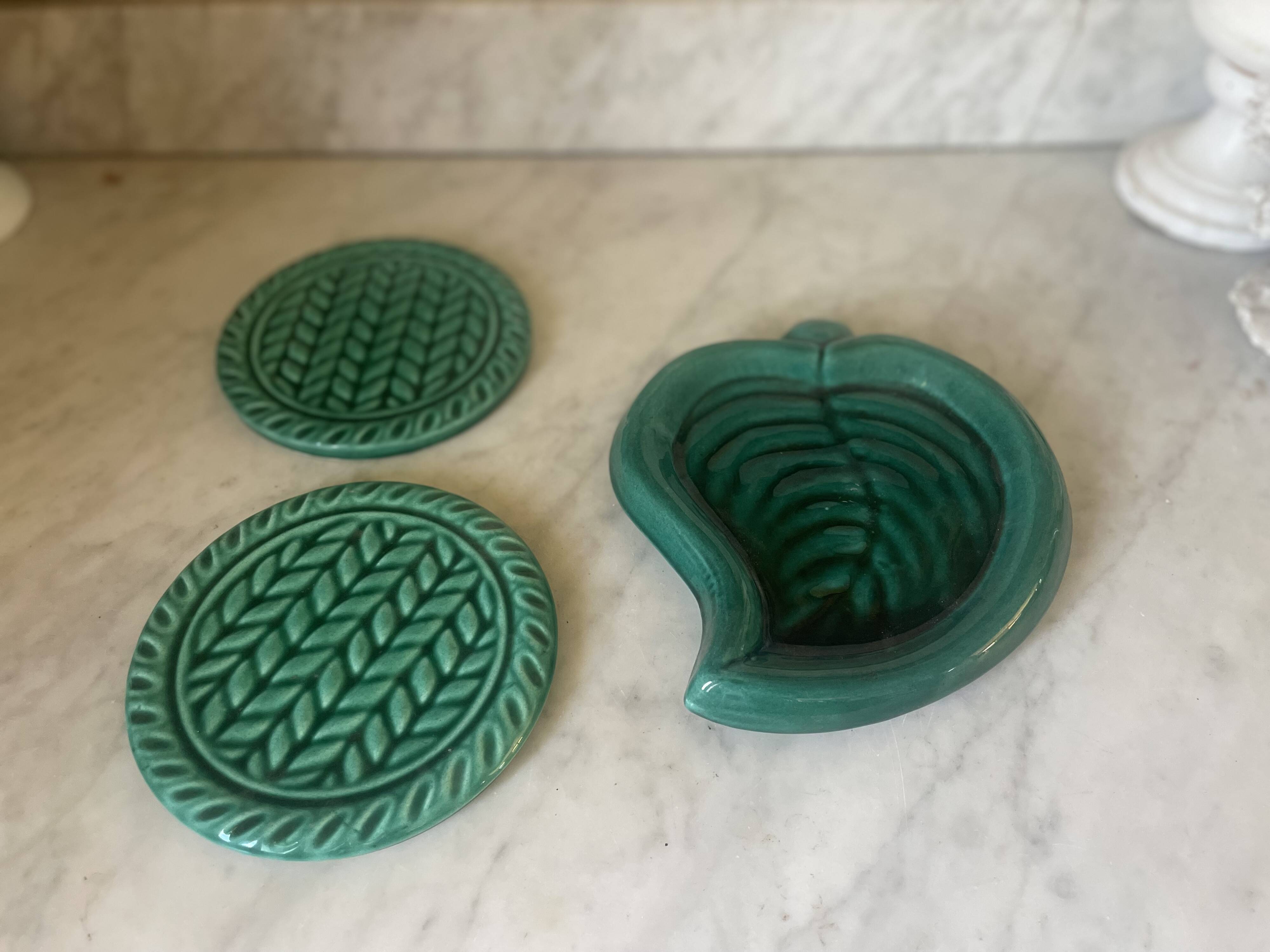 Ensemble de 3 dessous de plat en céramique de Vallauris