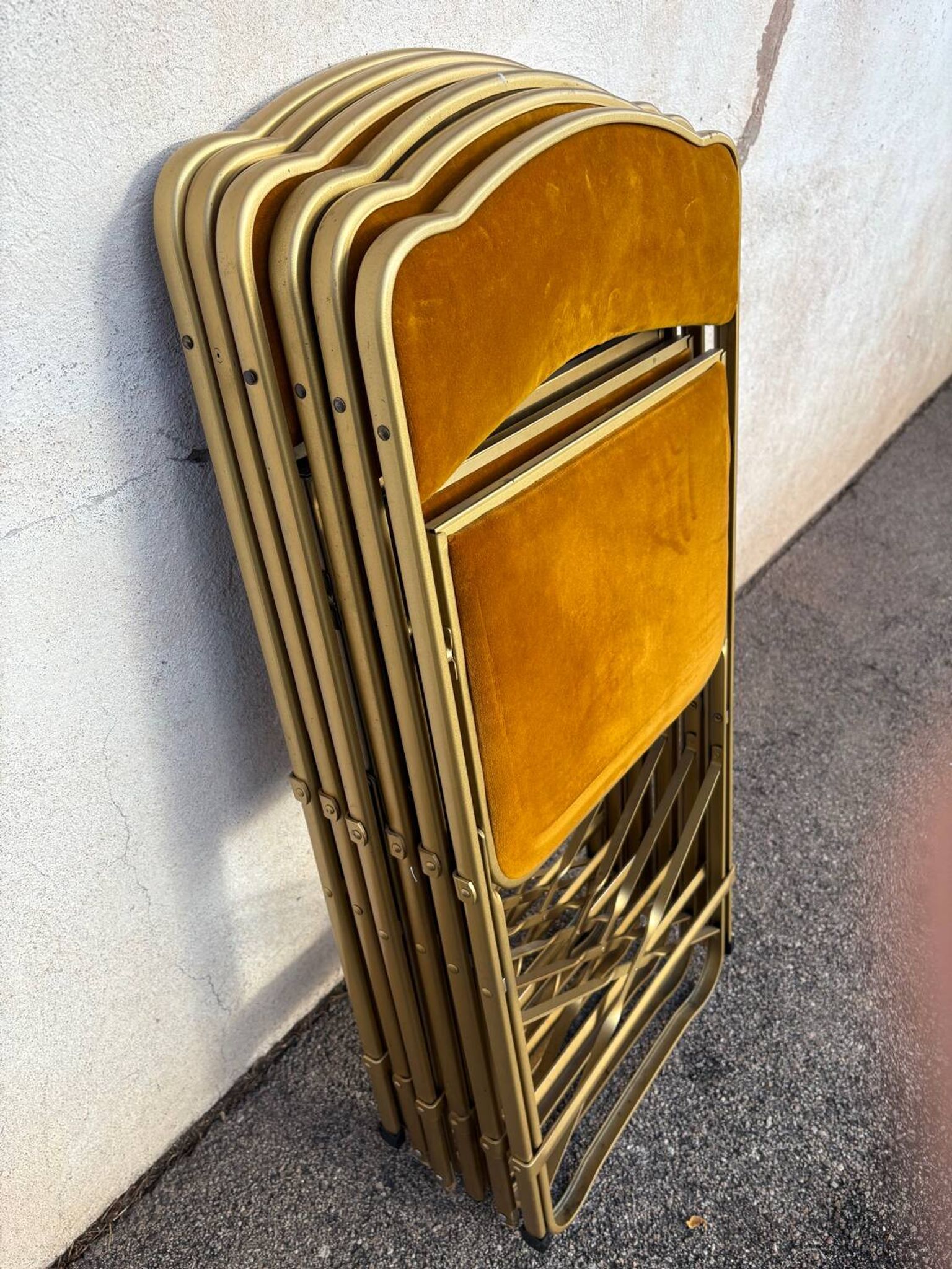 Set of 6 folding chairs