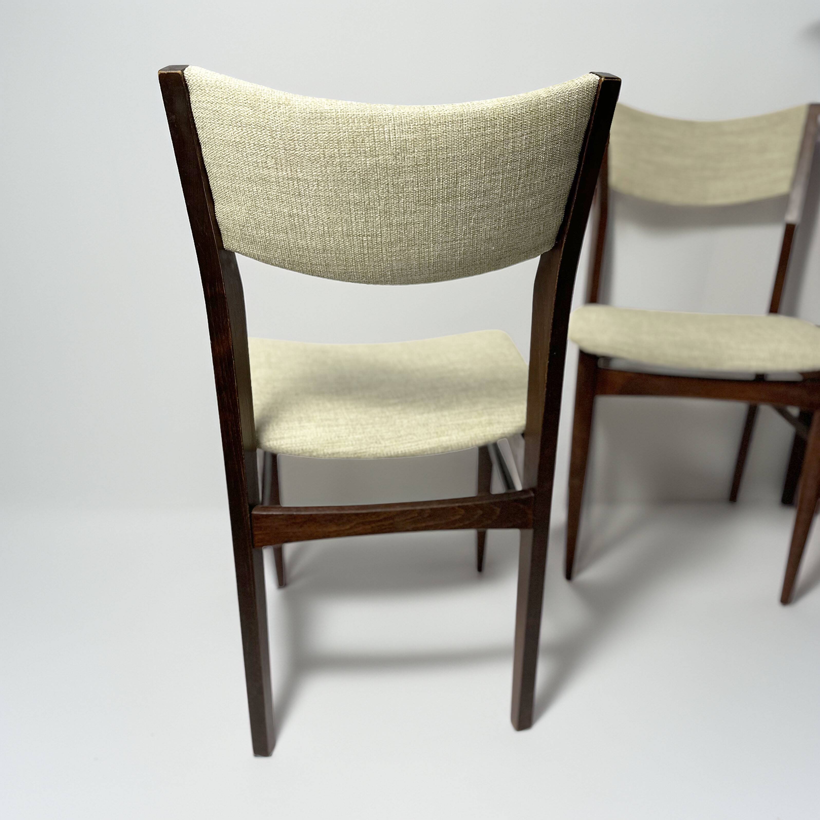 Set of 4 1950s Scandinavian style chairs.