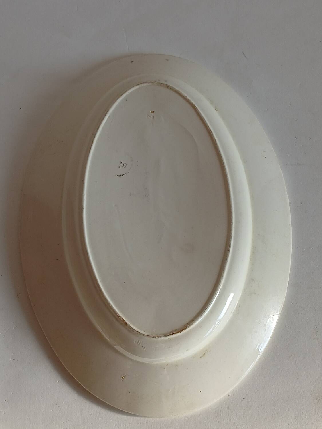 Plat de service en terre de fer