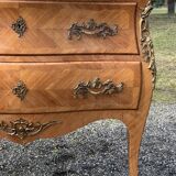 Commode en bois de rose