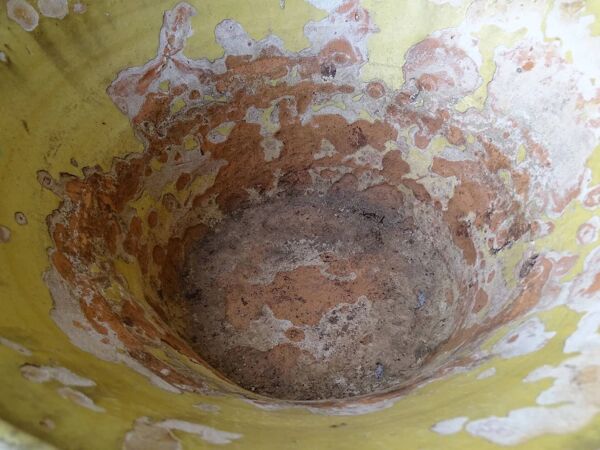 Bol à confit français ancien à glaçure jaune, tian