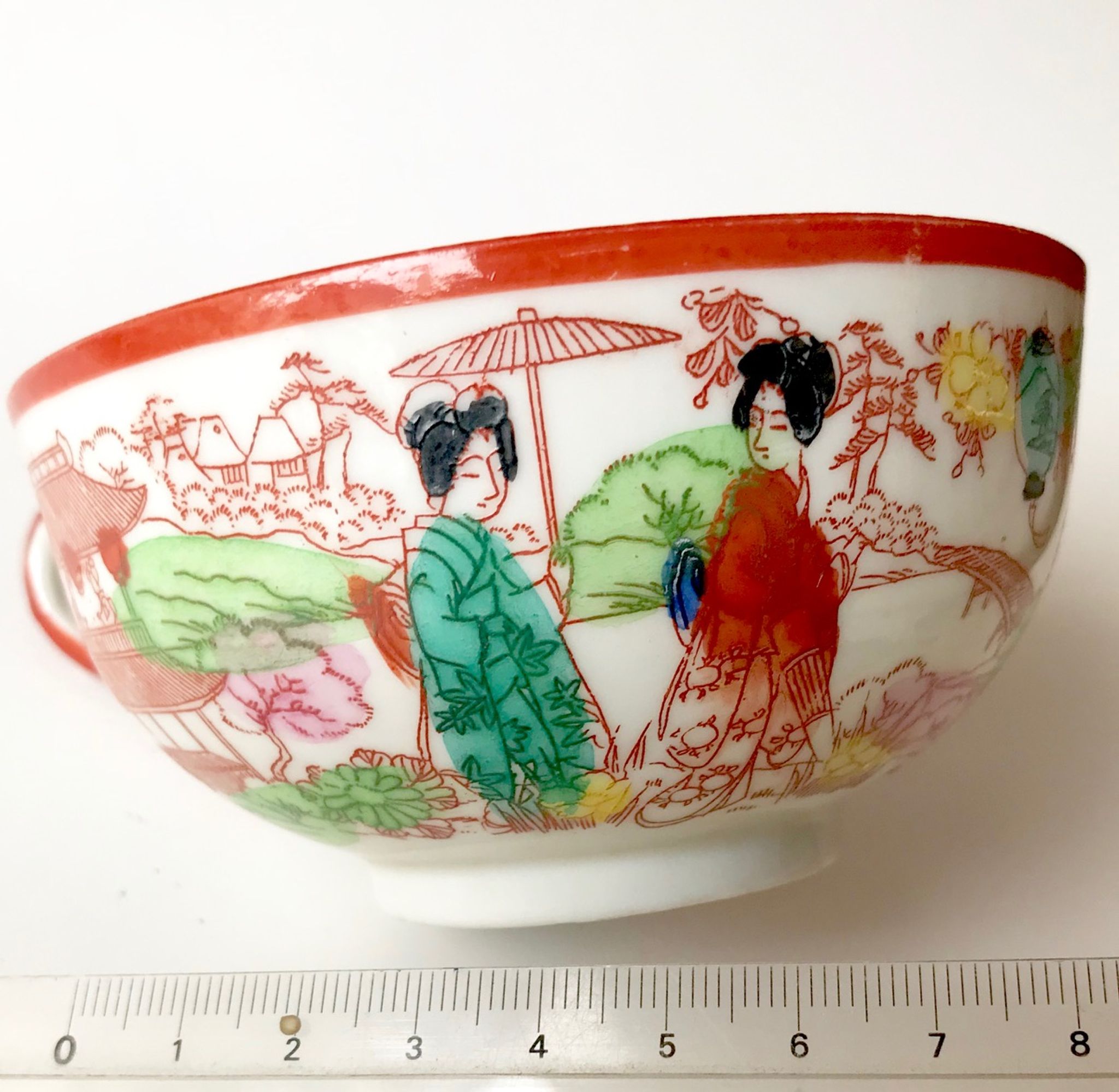 Japanese porcelain tea service at the end of the 19th century