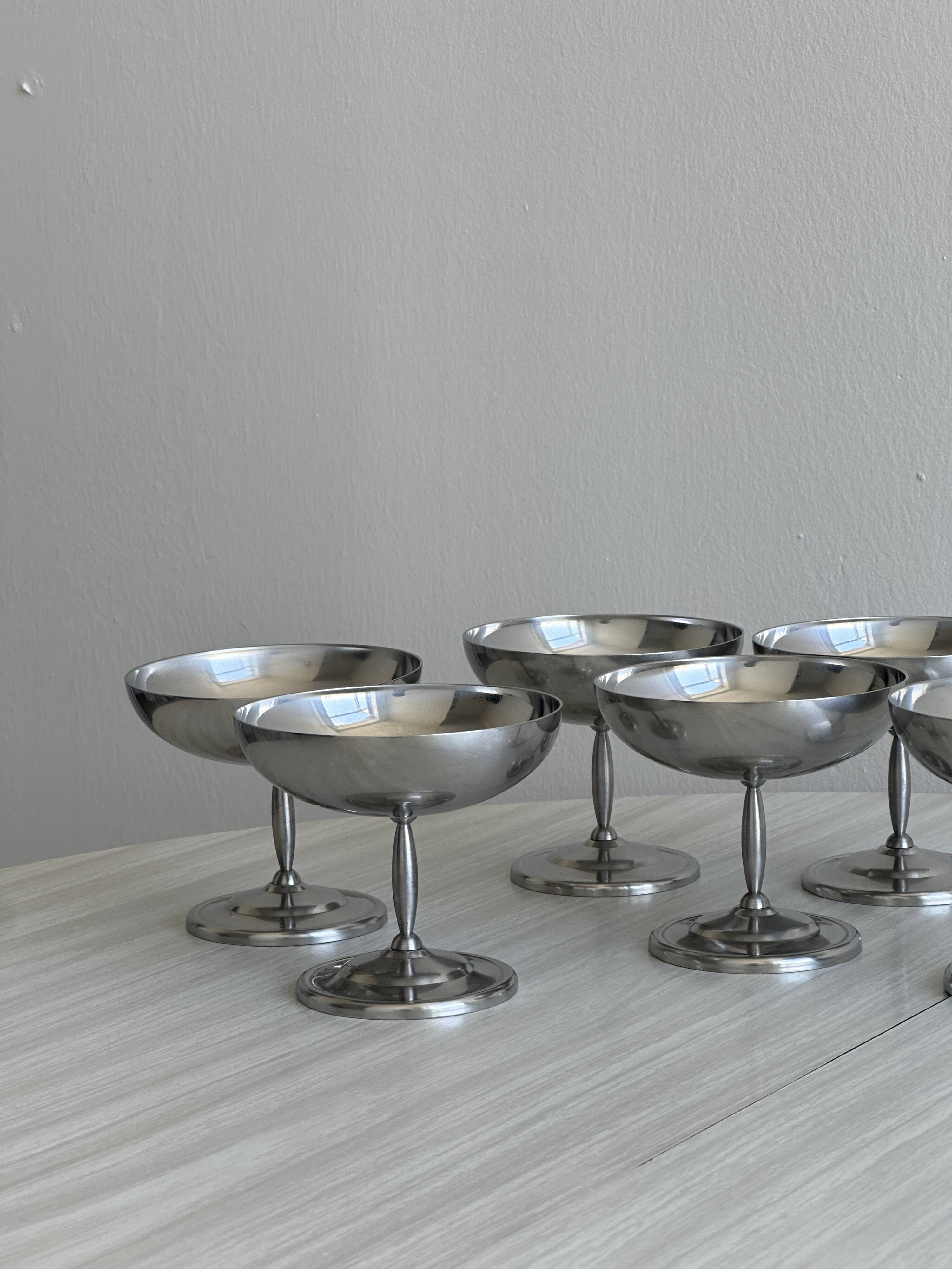 6 stainless steel dessert bowls