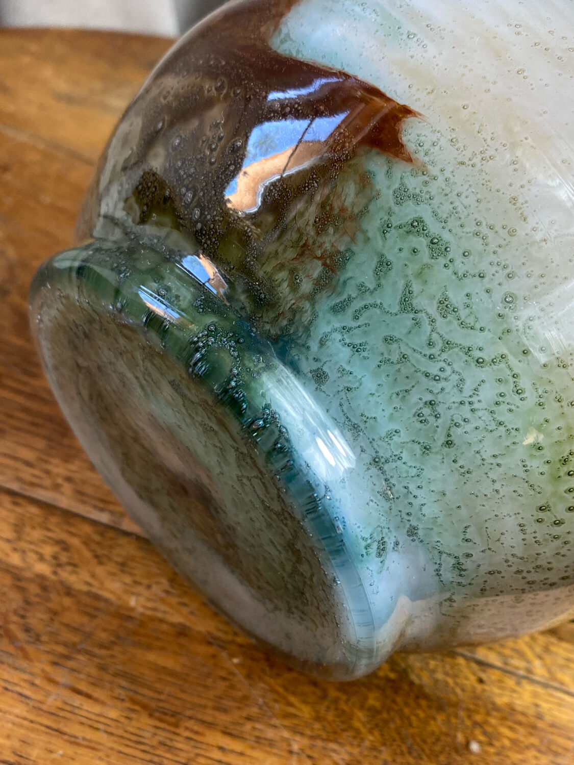Spherical glass lamp