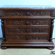 Commode en Noyer P. Guinand-Leglas, style Rennaissance – 1920
