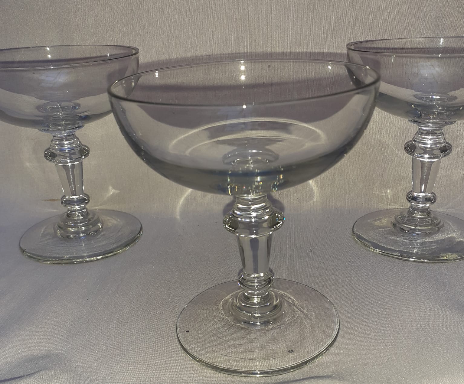 Set of 6 glasses of glass champagne