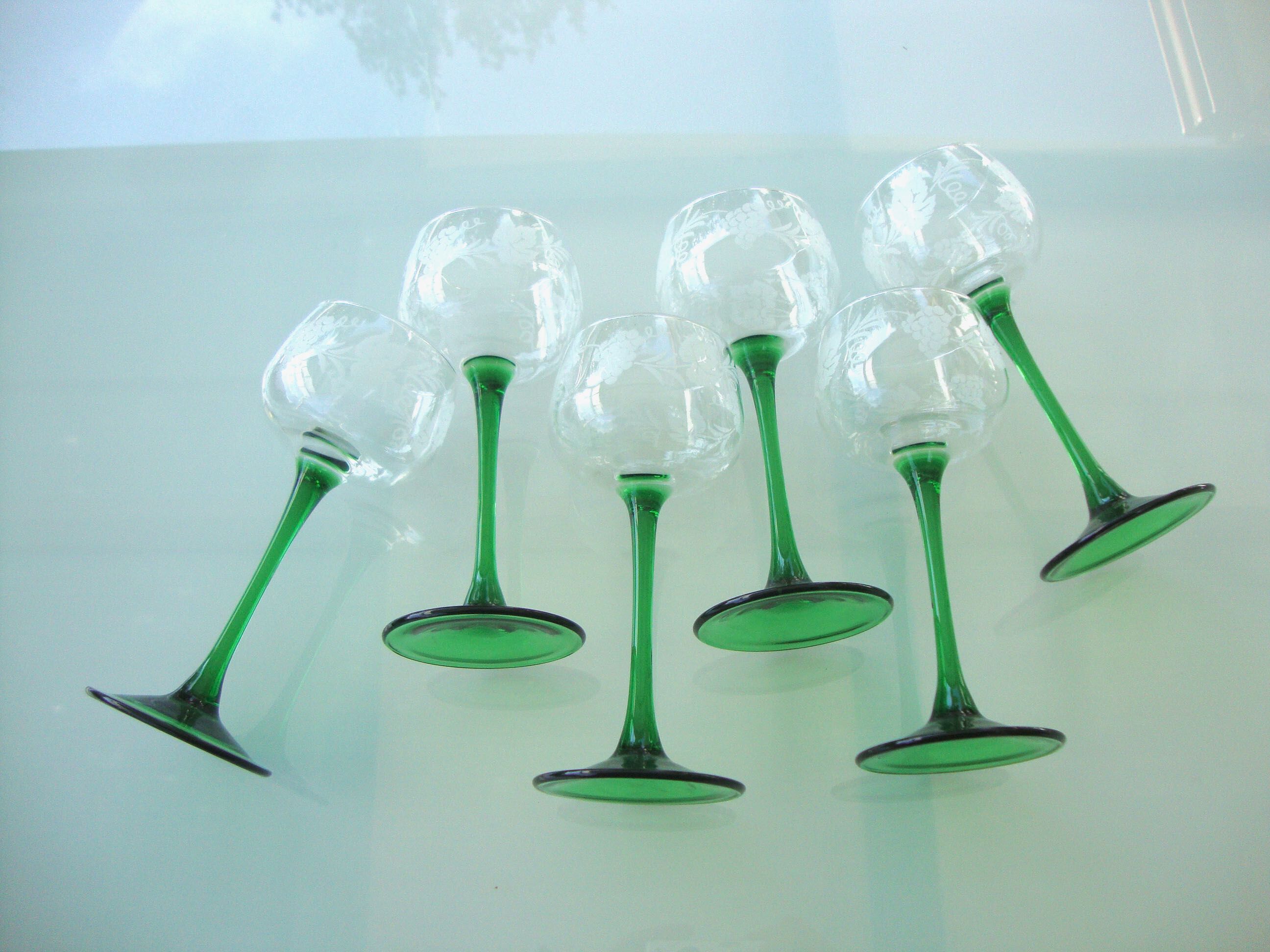 Set 6 glasses of Alsace wine