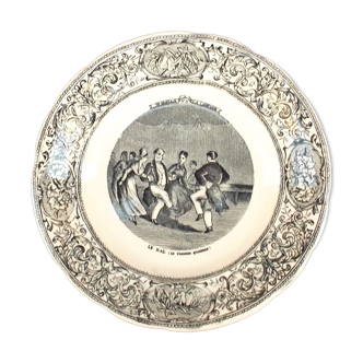 Decorative porcelain plate of gien "in marriage" n ° 11 le bal