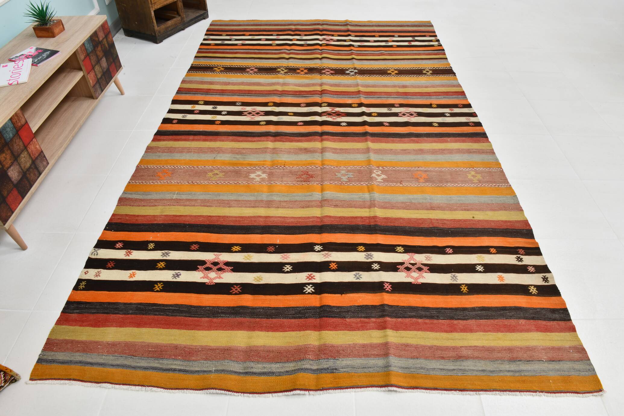 Tapis kilim vintage turc rayé multicolore à motifs géométriques, 190x320 cm