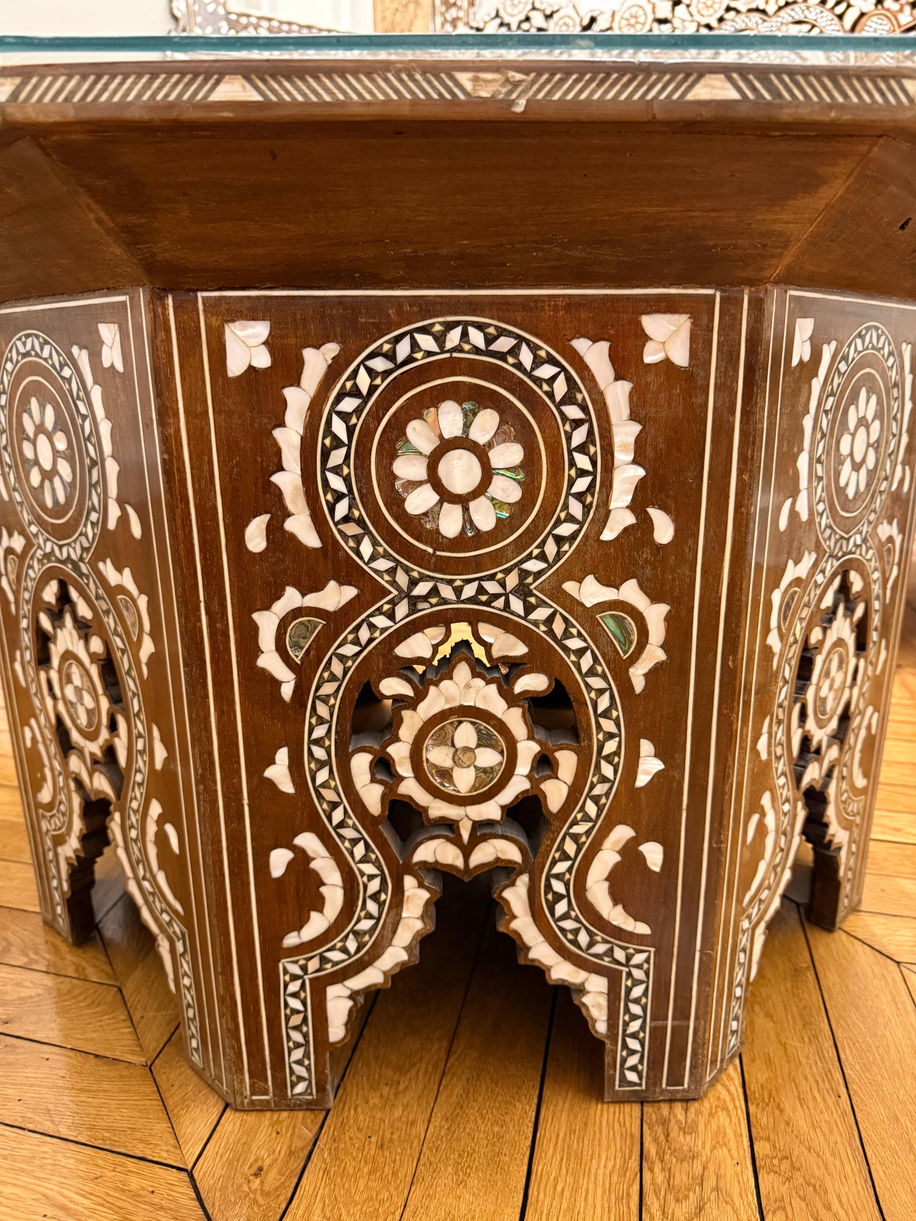 Oriental salon in marquetry