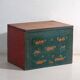 Coffre ancien polychromé en bois de pin – Chine, vers 1900