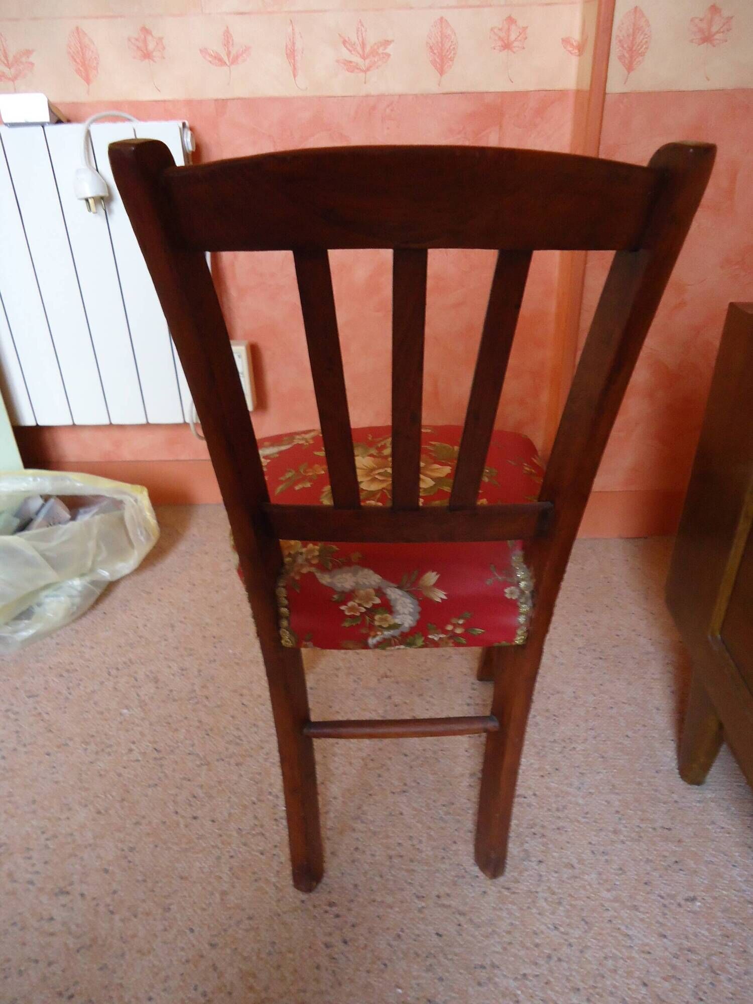 Floral fabric chair