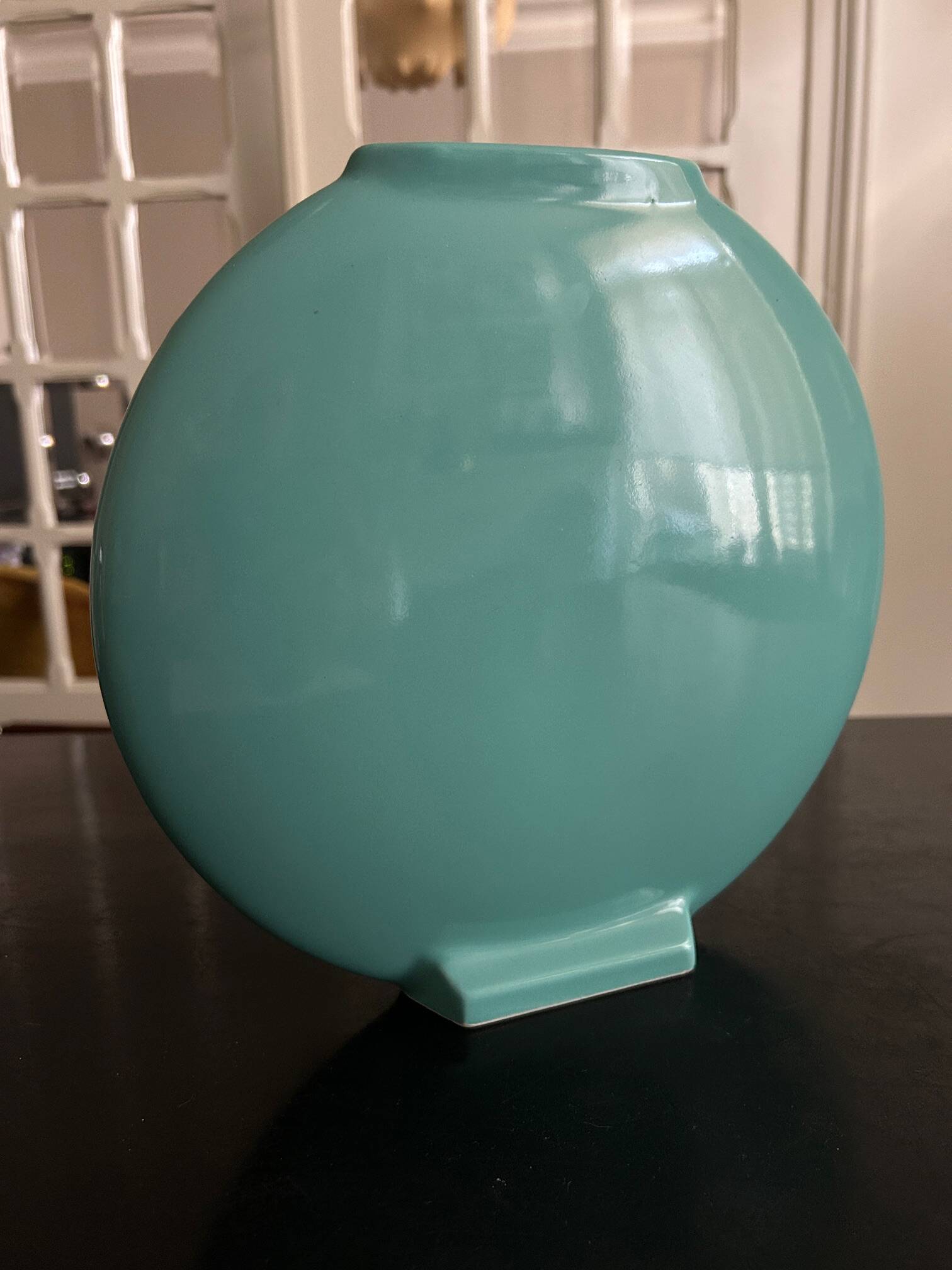 80s green vase