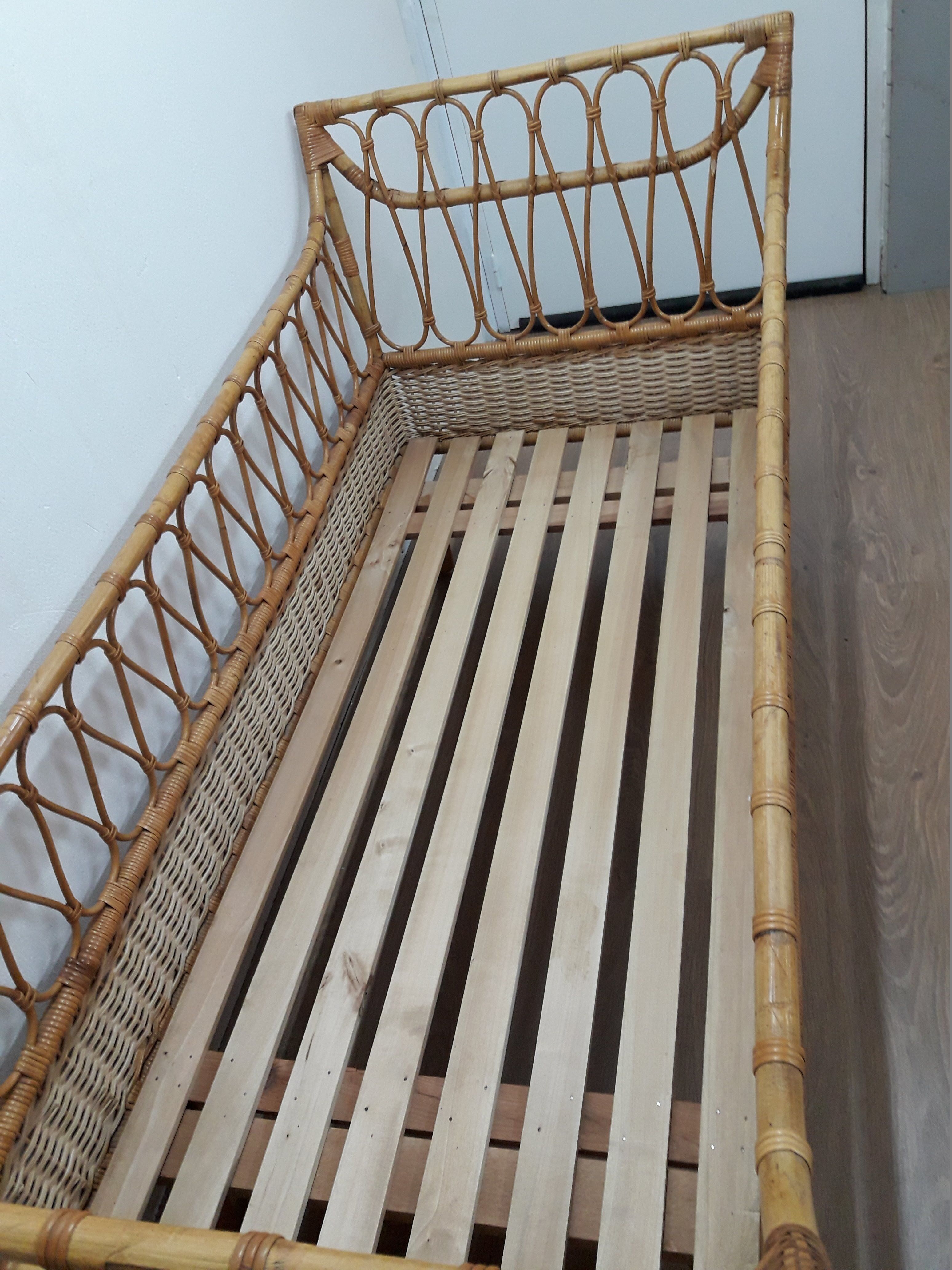 Bed child vintage rattan