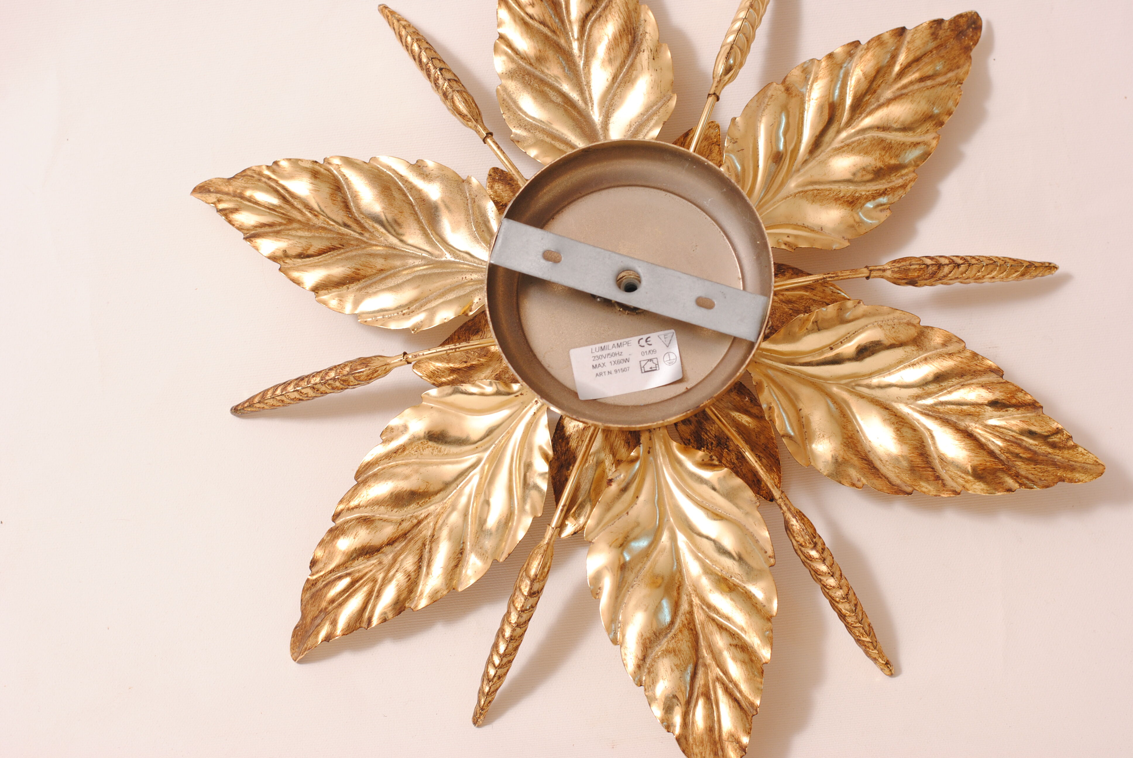 Ceiling lamp flower golden leaves