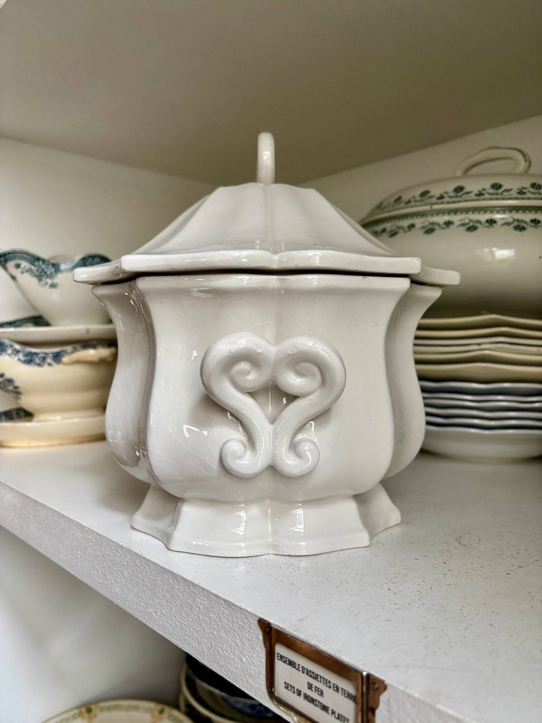 Centerpiece, white earthenware soup tureen