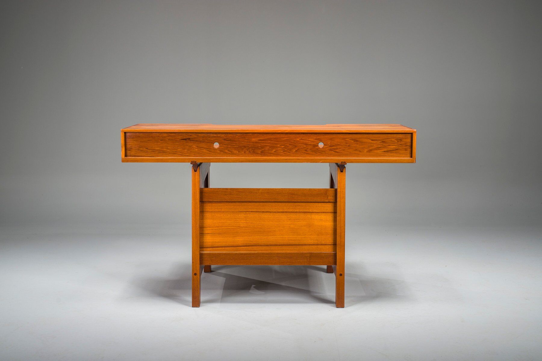 Bureau en teck moderne du milieu du siècle, années 1980