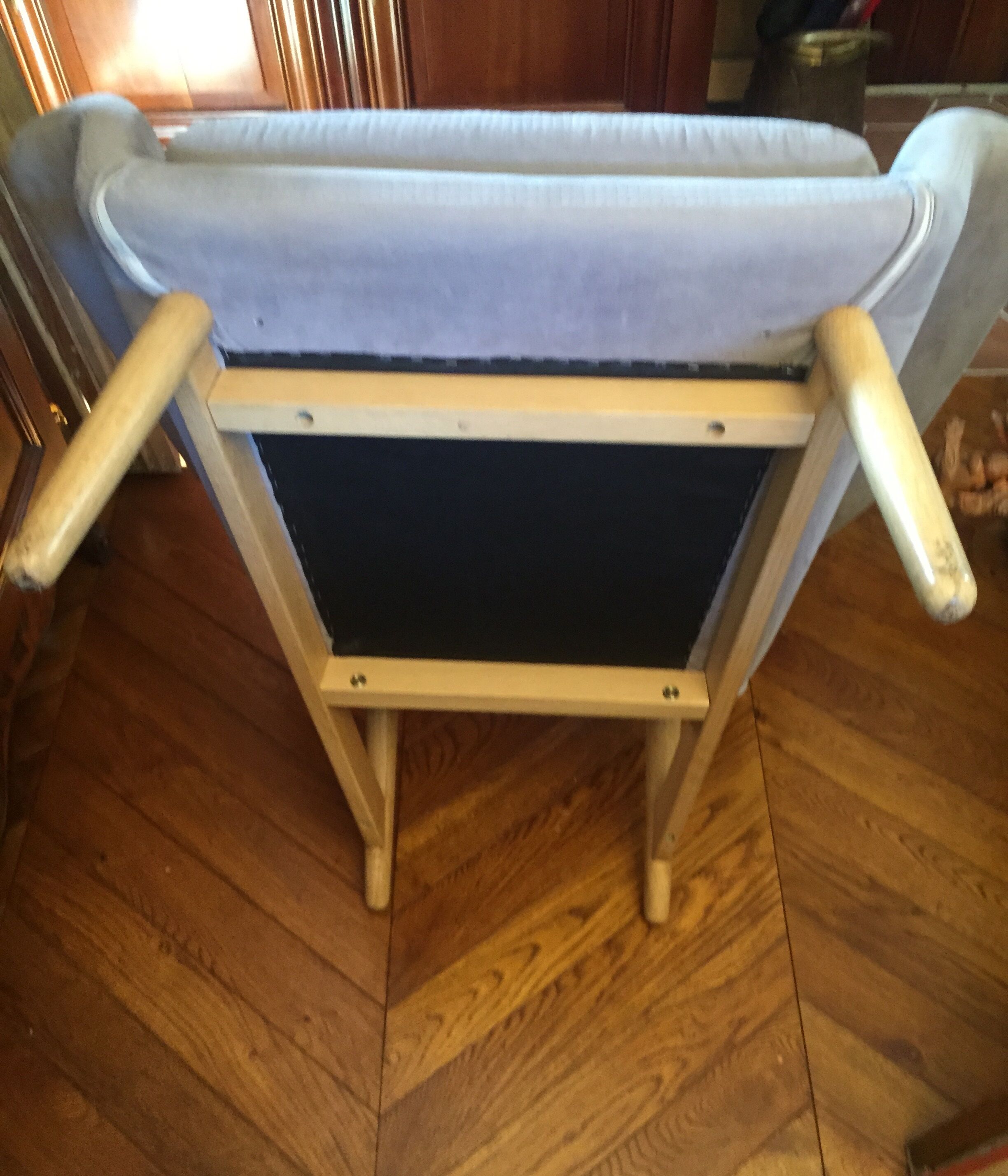 Relaxed chair with foot rests