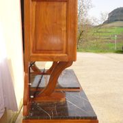 Grand buffet 2 corps en noyer et marbre