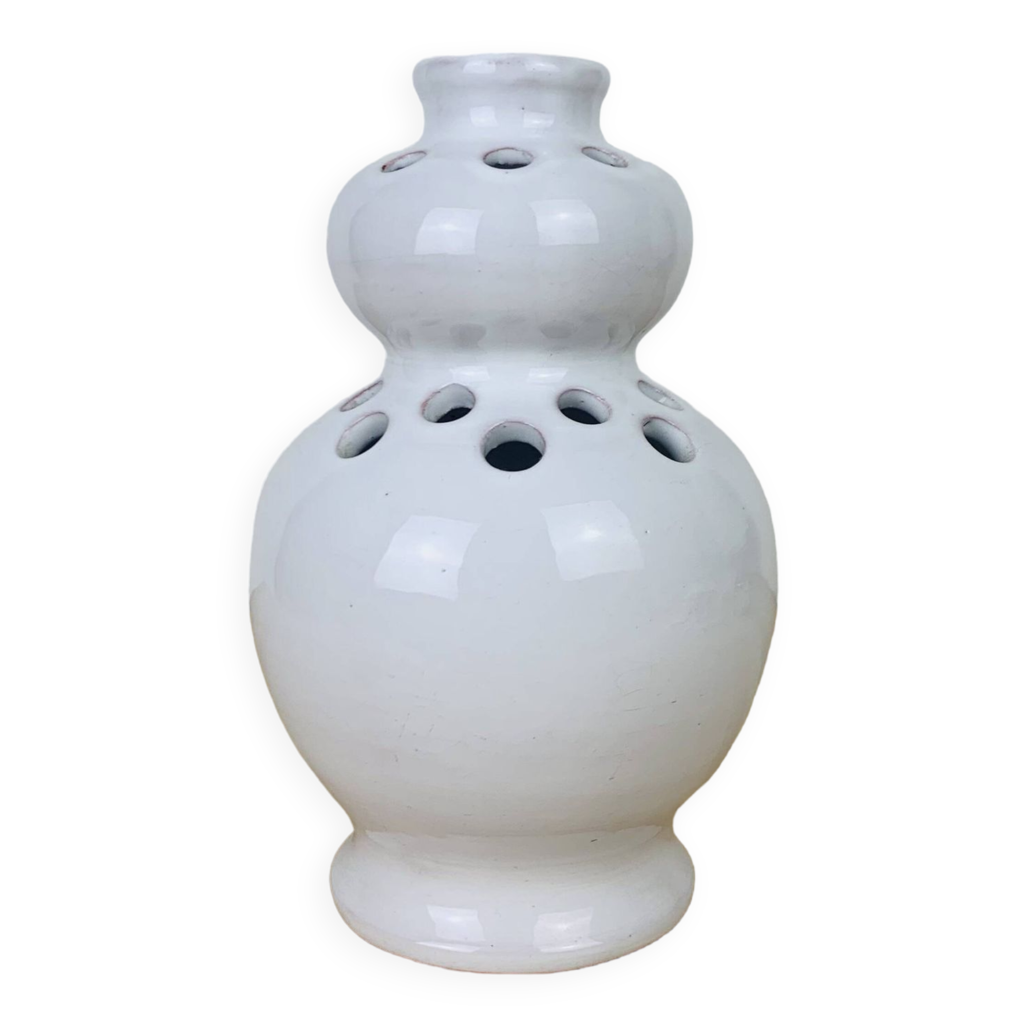 Vase with white ceramic flowers