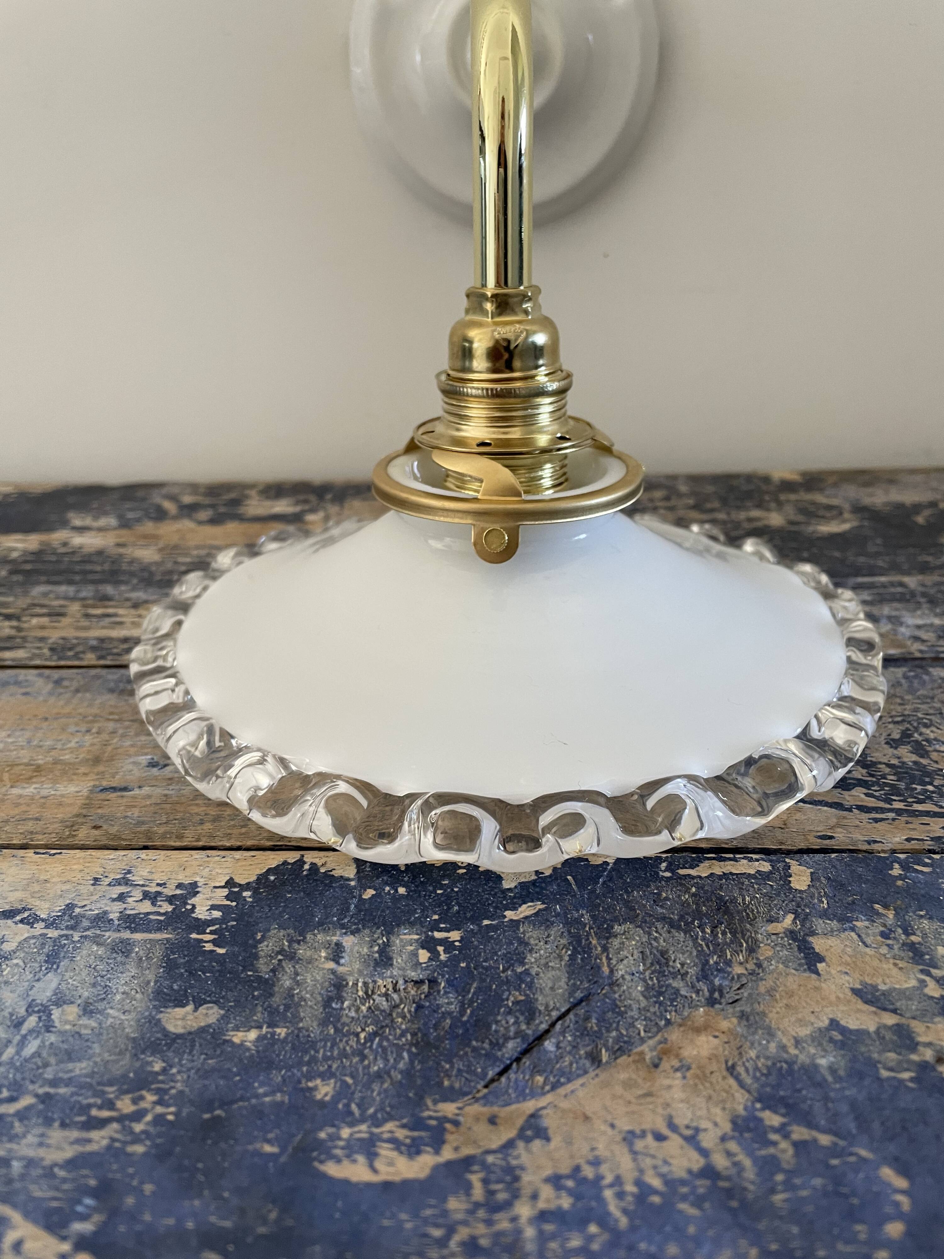 Vintage wall lamp in white opaline electrified to nine