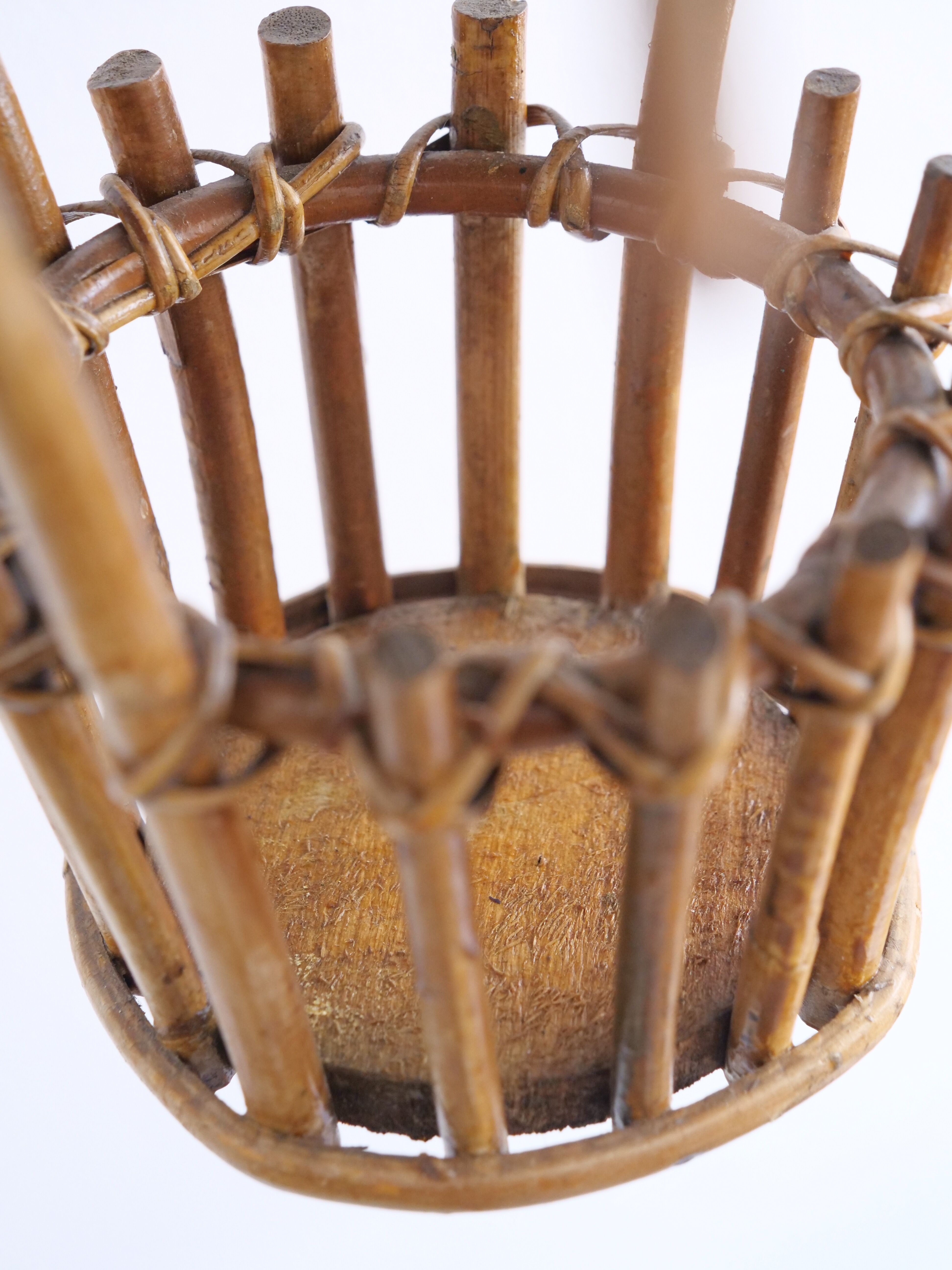 rattan wall lamp for hanging plant