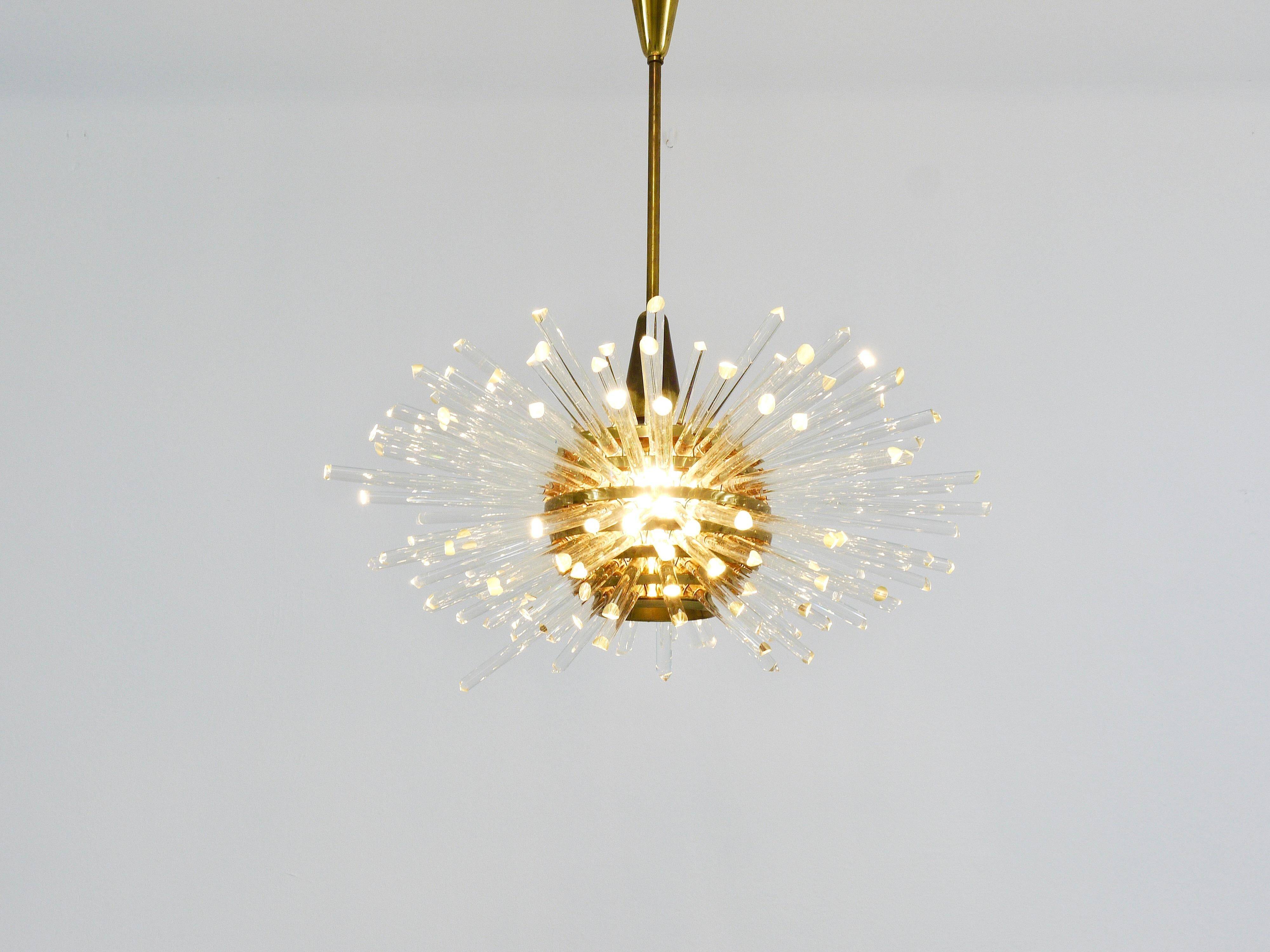 Lustre Bakalowits Miracle Sputnik en laiton avec tiges en verre cristal, années 1960