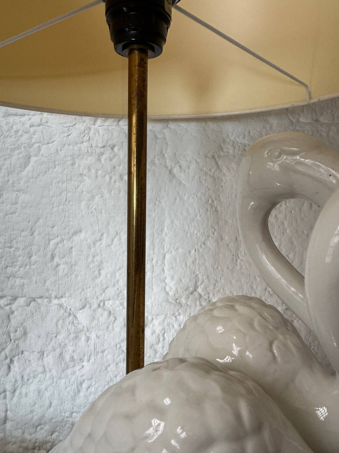 Porcelain lamp with pink flamingos from the 1980s.